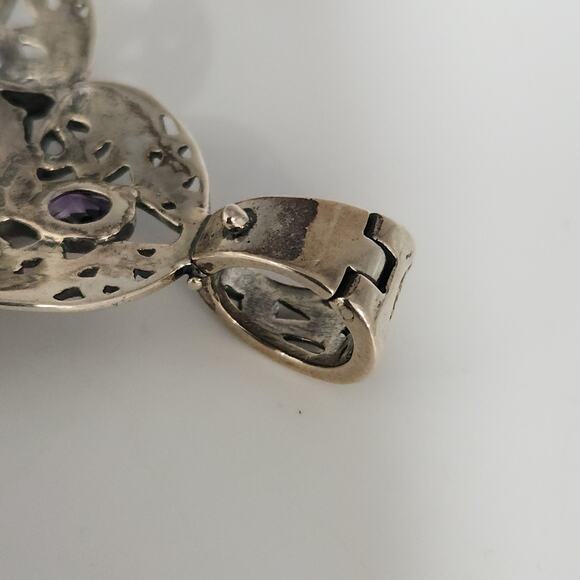 Vintage Silver Petal Pendant With Onyx Center, Accented By Amethyst & Citrine - Picture 7 of 8